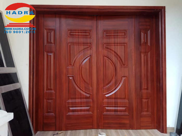 Cửa thép vân gỗ Bắc Ninh đem đến vẻ đẹp tinh tế cho nhà cấp bốn