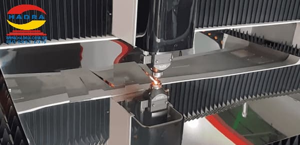 Cắt Laser – Phương pháp gia công tấm kim loại phổ biến tại Hà Nội