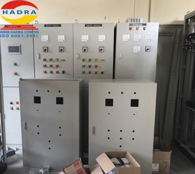Vỏ tủ điện tại khu vực miền Bắc – nhớ chọn HaDra